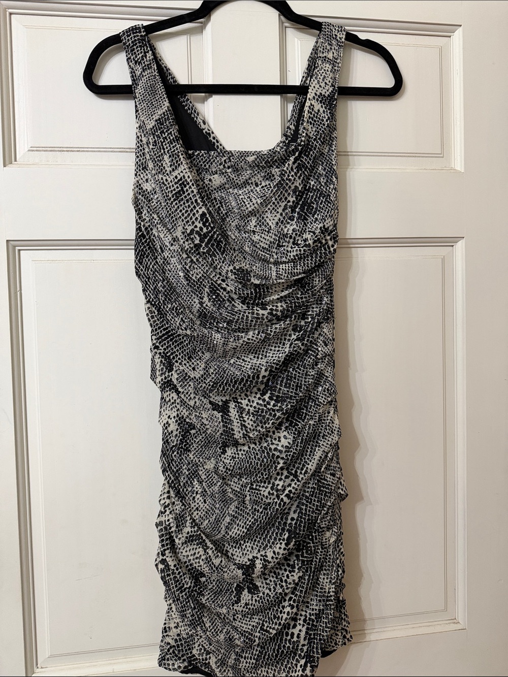 Express Black and White Ruched Midi Dress